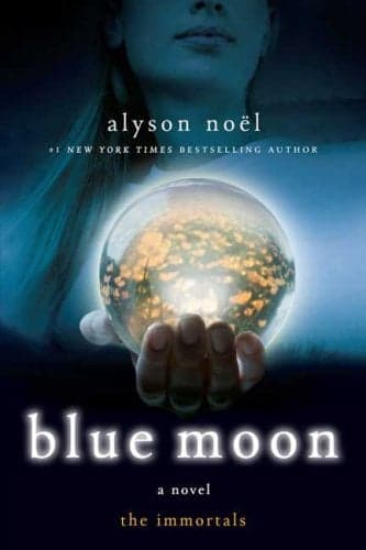 Cover of Blue Moon (Immortals, Bk. 2)