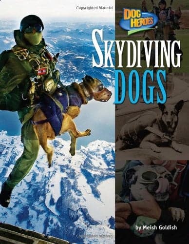 Cover of Skydiving Dogs (Dog Heroes)