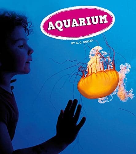 Cover of Aquarium (Field Trips, Let's Go!)